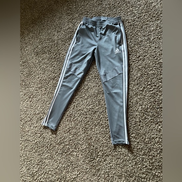 Men’s Adidas pants - Picture 4 of 4